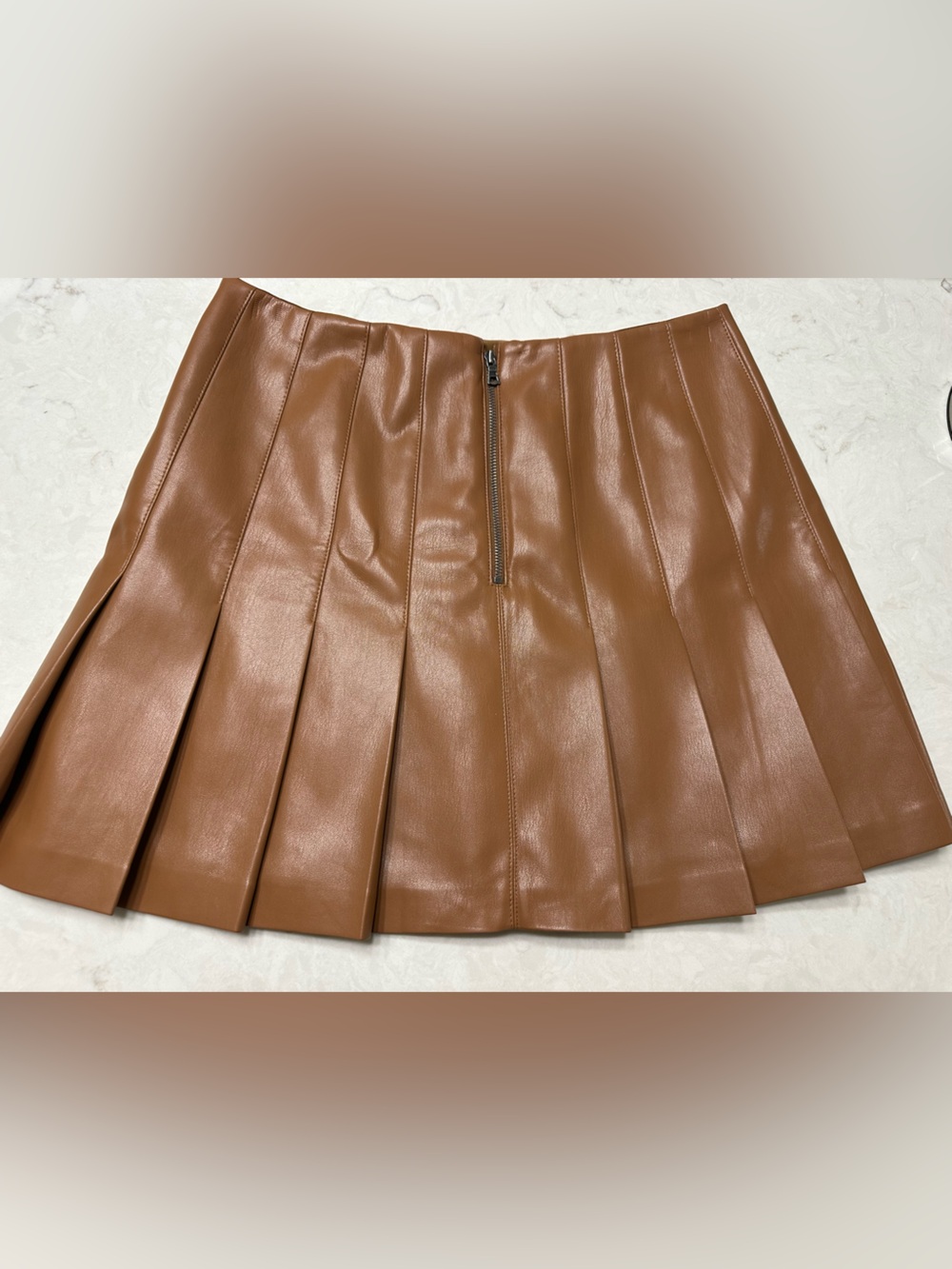 Alice + Olivia Camel and Cream Colorblock Pencil Skirt, Size 10, NWT